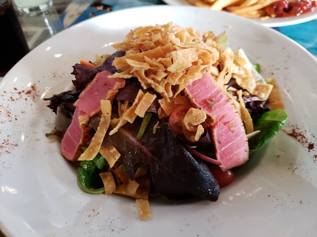 Legends Sports Bar | restaurant | 301 Main St, Huntington Beach, CA 92648, USA | 7143742175 OR +1 714-374-2175