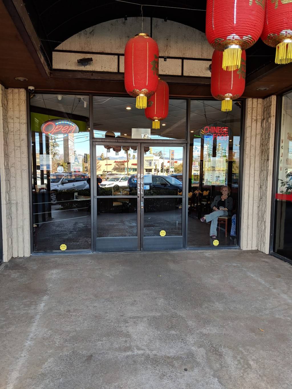 GOURMET PALACE | restaurant | 12910 W Magnolia Blvd, Sherman Oaks, CA 91423, USA | 8187630083 OR +1 818-763-0083