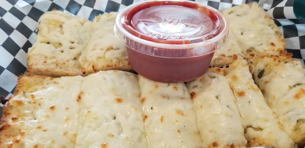 Mancinos Pizza & Grinders | restaurant | 480 Eureka Rd, Wyandotte, MI 48192, USA | 7342828500 OR +1 734-282-8500