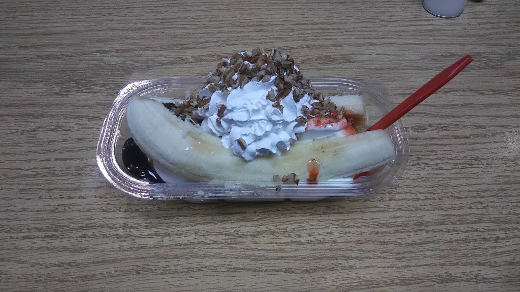 Dairy Queen Store | restaurant | 9222 S Zarzamora St, San Antonio, TX 78224, USA | 2109272695 OR +1 210-927-2695