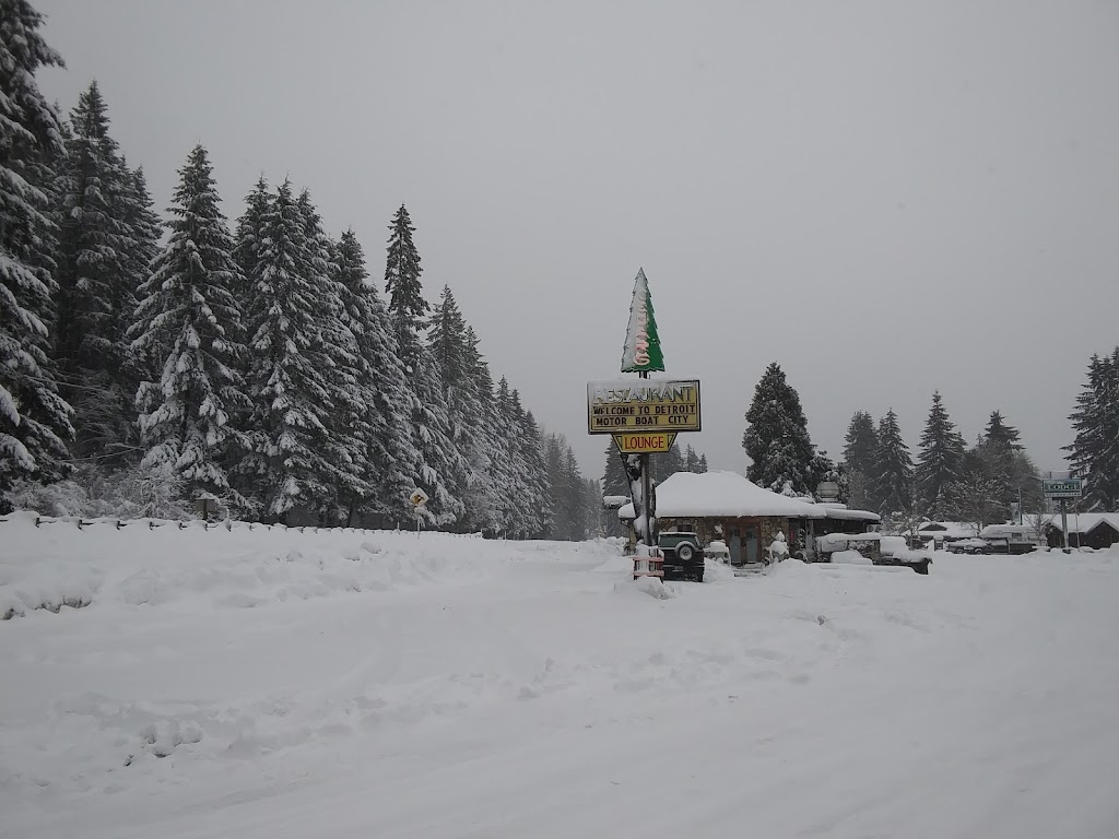 Cedars Restaurant & Lounge | restaurant | 200 Detroit Ave, Detroit, OR 97342, USA | 5038543636 OR +1 503-854-3636