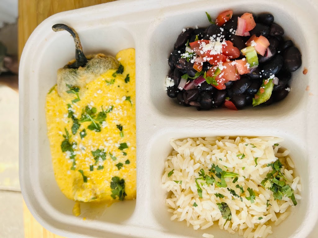 Cha-cho’s Latin Kitchen | restaurant | 1021 N Pennsylvania St, Indianapolis, IN 46204, USA | 3178003885 OR +1 317-800-3885