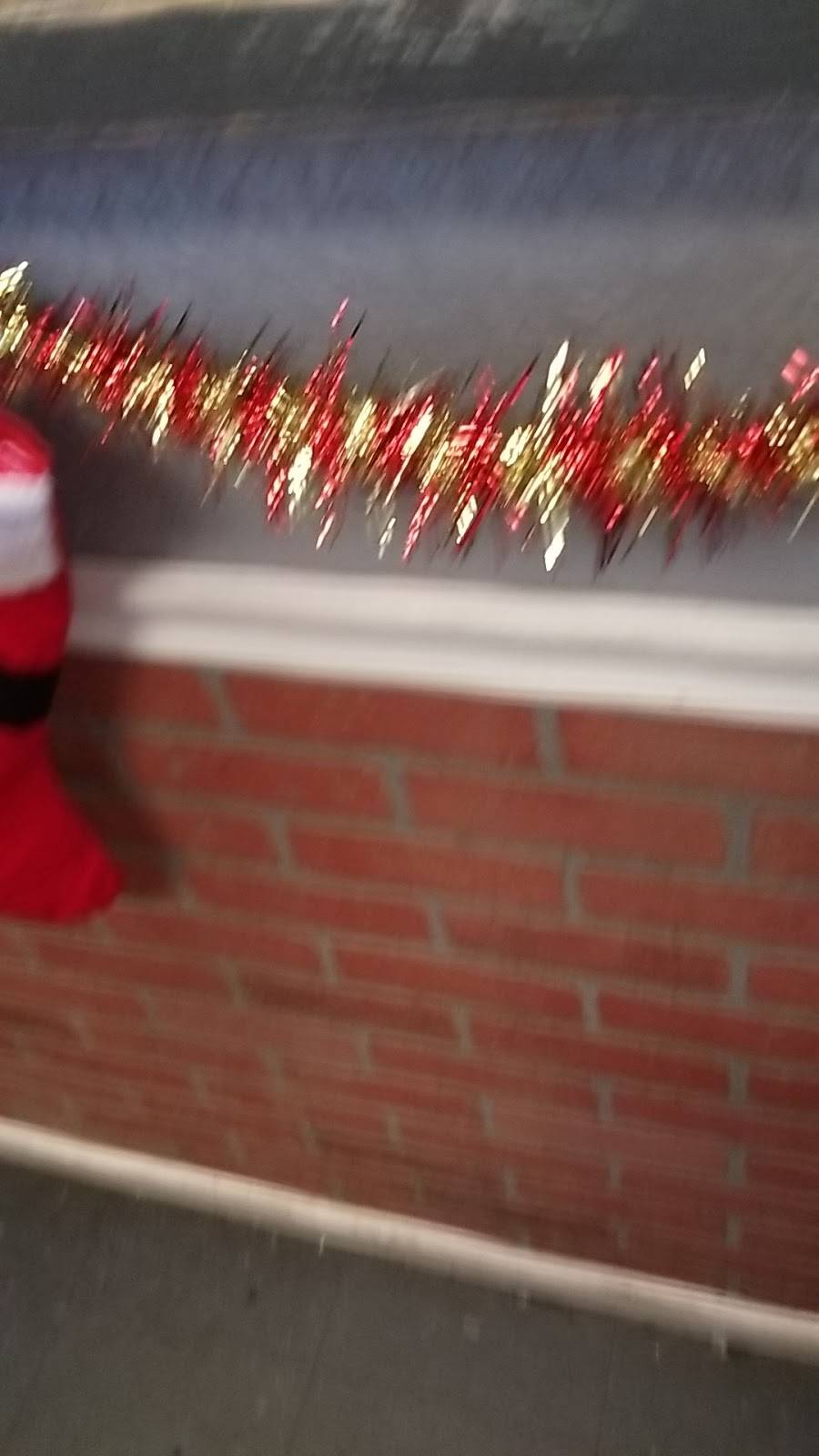 Uncle Genes Soul & Seafood Cf | restaurant | 5123 Timuquana Rd, Jacksonville, FL 32210, USA | 9043175111 OR +1 904-317-5111