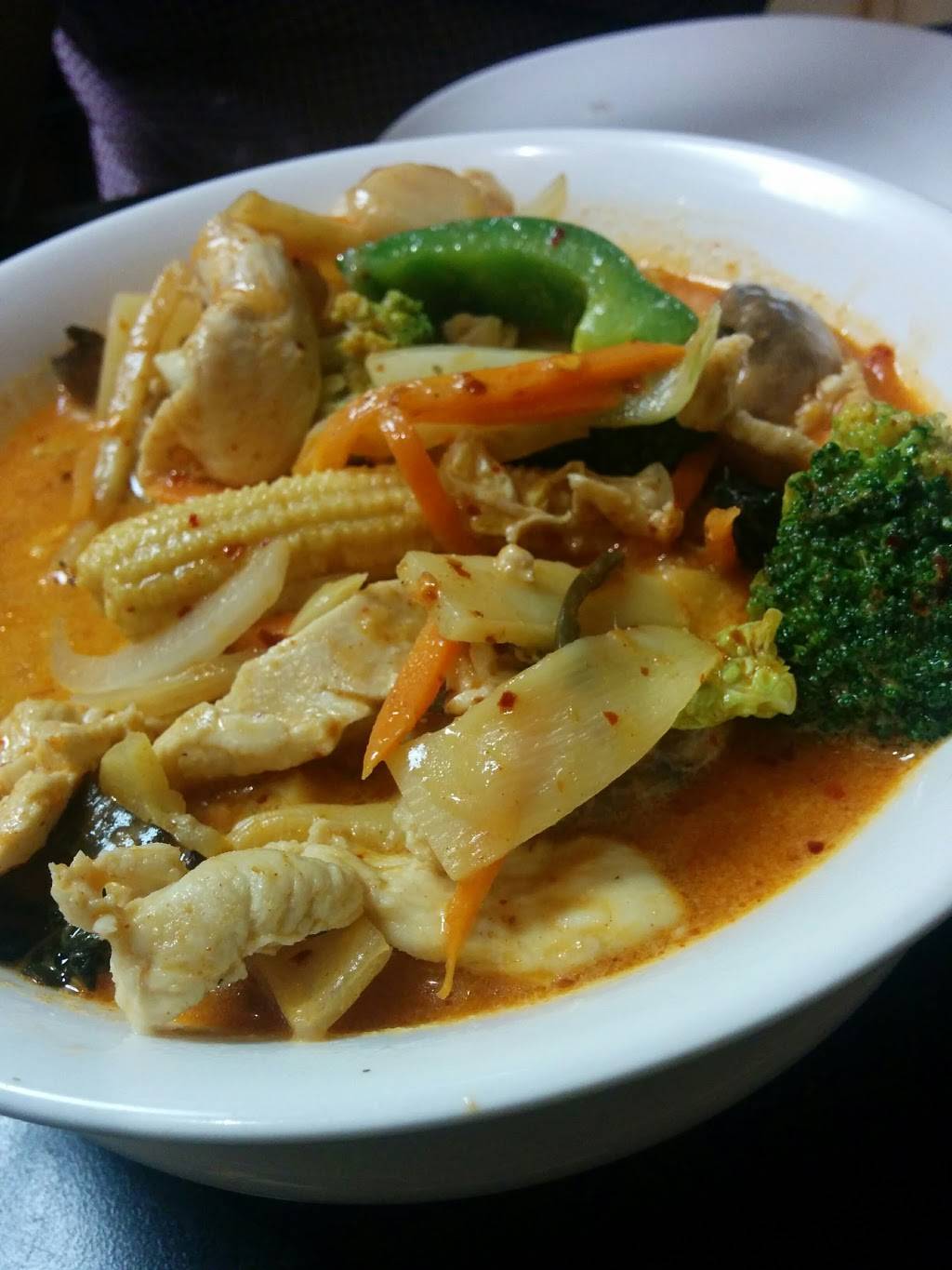 Thai Ocha | cafe | 200 S Main St, Plymouth, MI 48170, USA | 7344590963 OR +1 734-459-0963