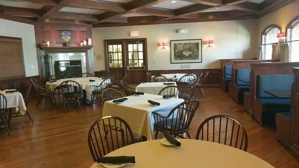 The Coach House | restaurant | 100 Berkeley Dr, Hamilton, OH 45013, USA | 5138567899 OR +1 513-856-7899