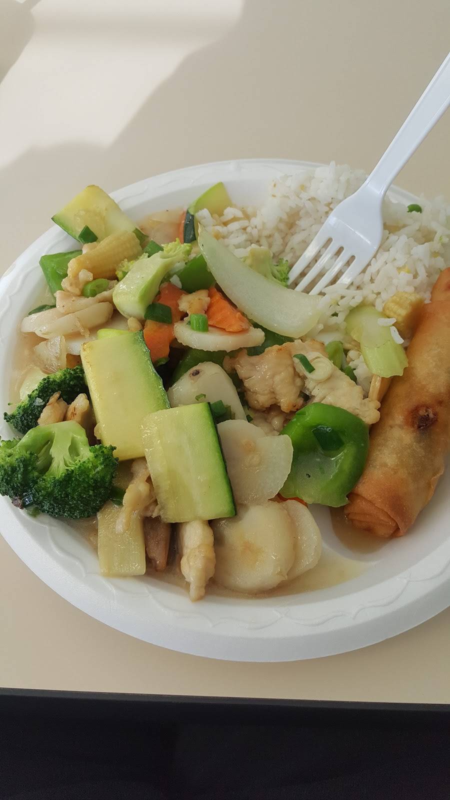 Shang Yuen | restaurant | 5717 Hickman Rd, Des Moines, IA 50310, USA | 5152771000 OR +1 515-277-1000