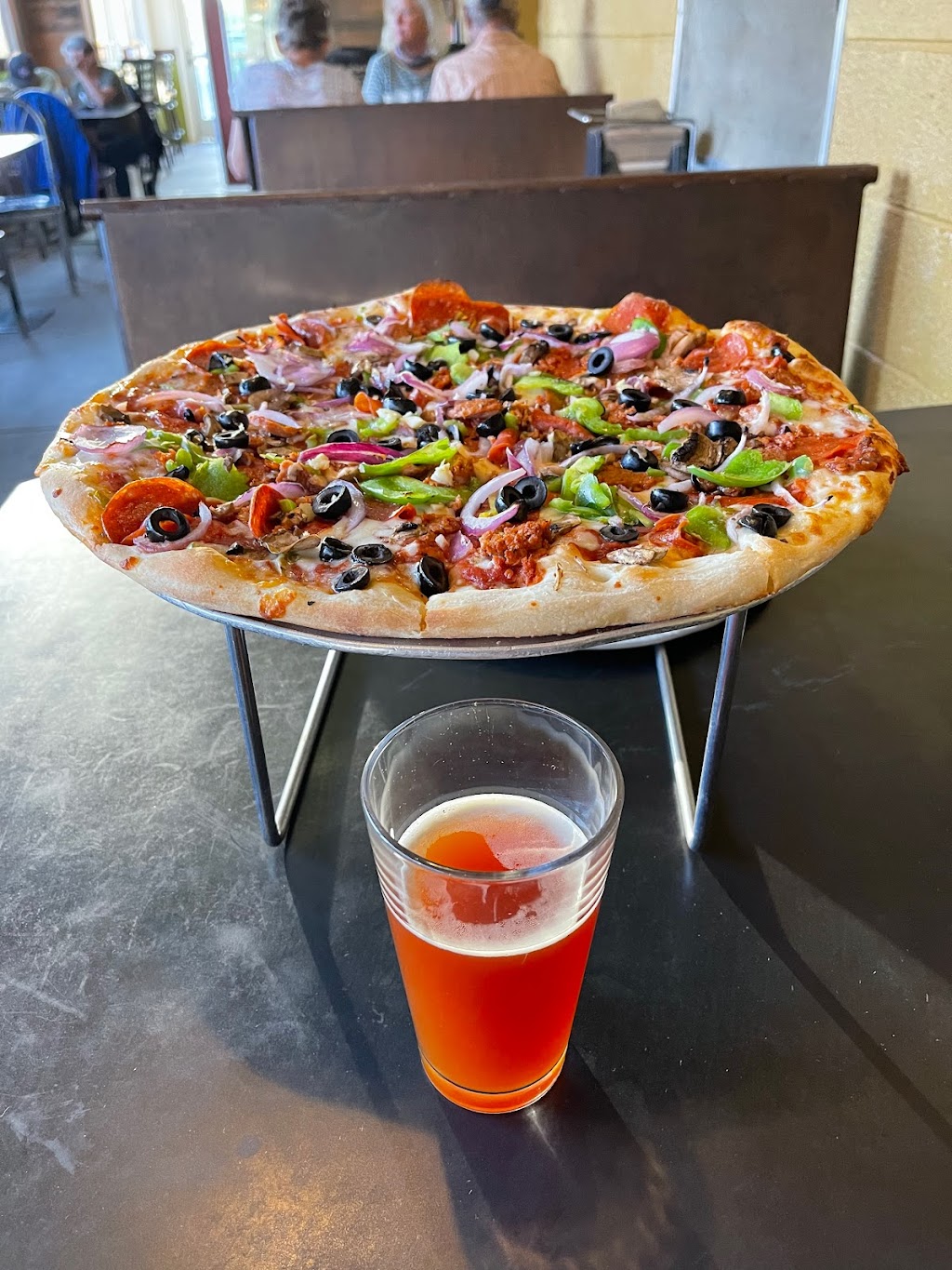 Hot Tomato Pizza | restaurant | 124 N Mulberry St, Fruita, CO 81521, USA | 9708581117 OR +1 970-858-1117