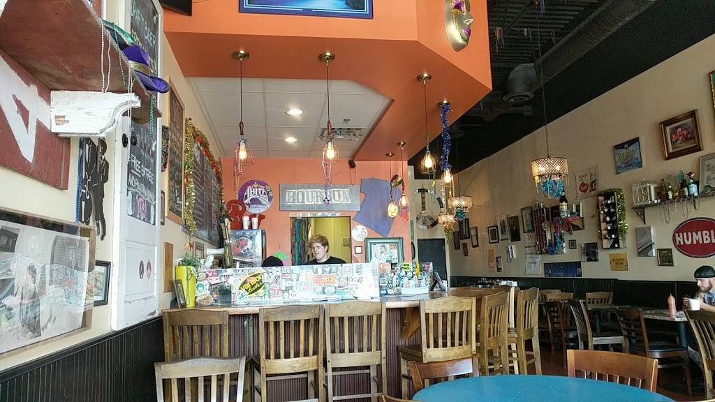 Yats Traders Point | restaurant | 5650 W 86th St Suite 132, Indianapolis, IN 46278, USA | 3178799287 OR +1 317-879-9287