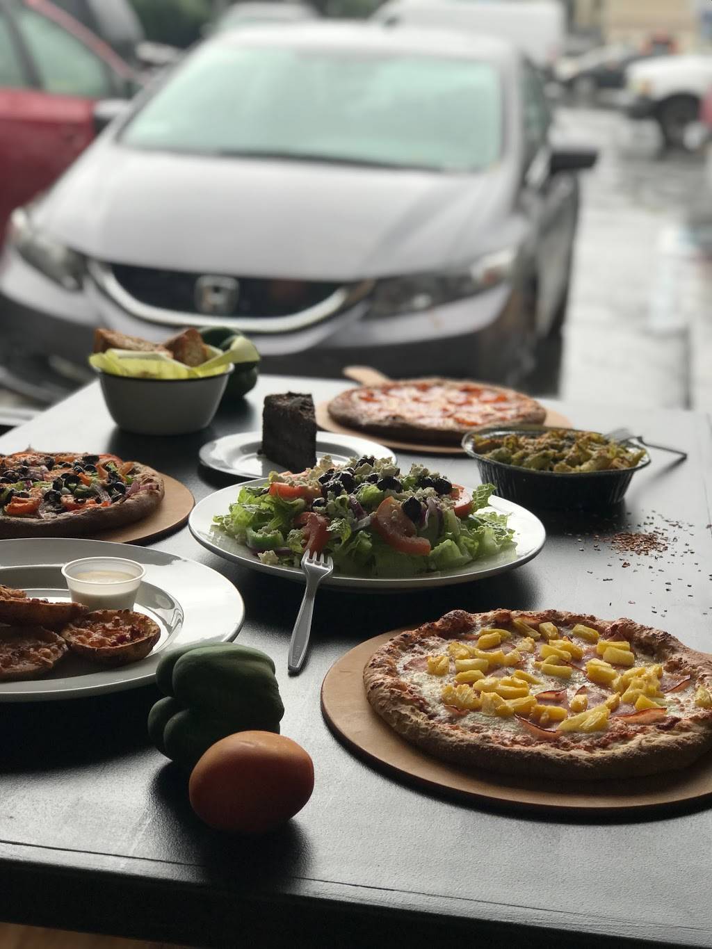 Mr. Pizza | restaurant | 14851 Victory Blvd H, Van Nuys, CA 91411, USA | 8189940094 OR +1 818-994-0094