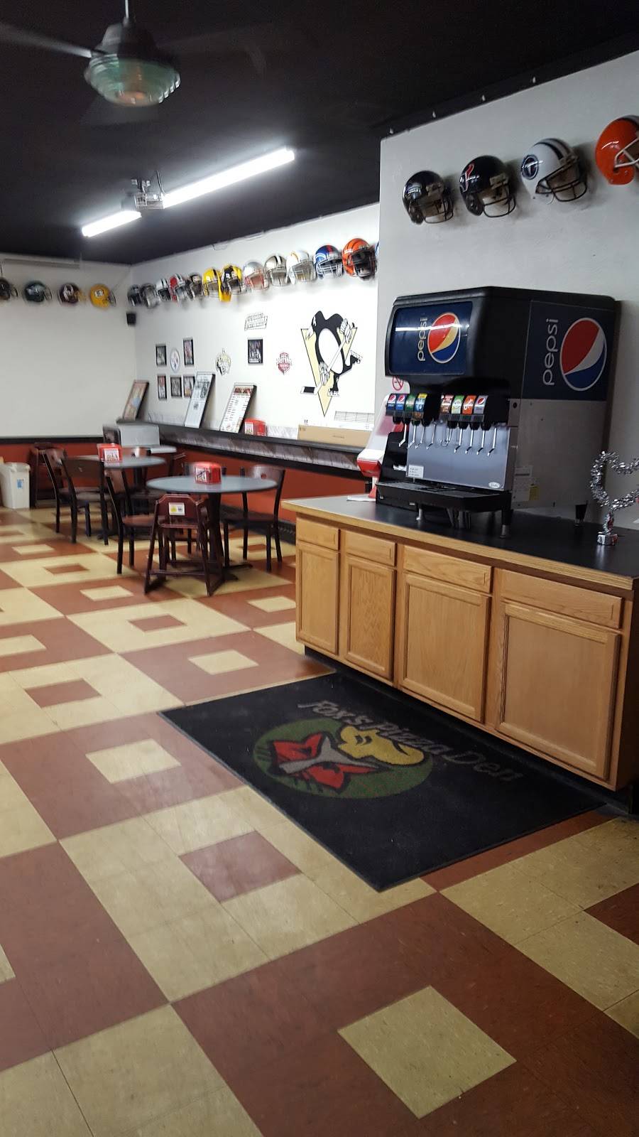 Foxs Pizza Den of Stowe Twp. | restaurant | 659 Woodward Ave, McKees Rocks, PA 15136, USA | 4123313131 OR +1 412-331-3131