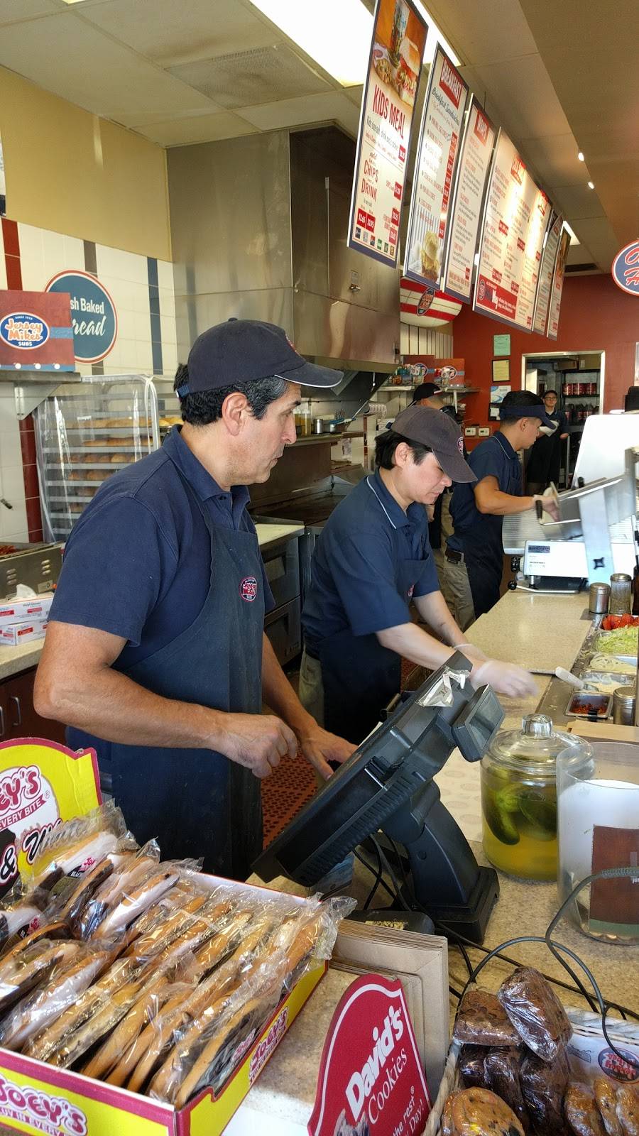 Jersey Mikes Subs | meal takeaway | 1975 Garnet Ave, San Diego, CA 92109, USA | 8582241880 OR +1 858-224-1880