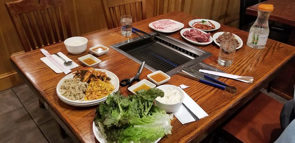 J Brians Pub & Grille | restaurant | 615 S Union St, Lawrence, MA 01843, USA | 9786879321 OR +1 978-687-9321