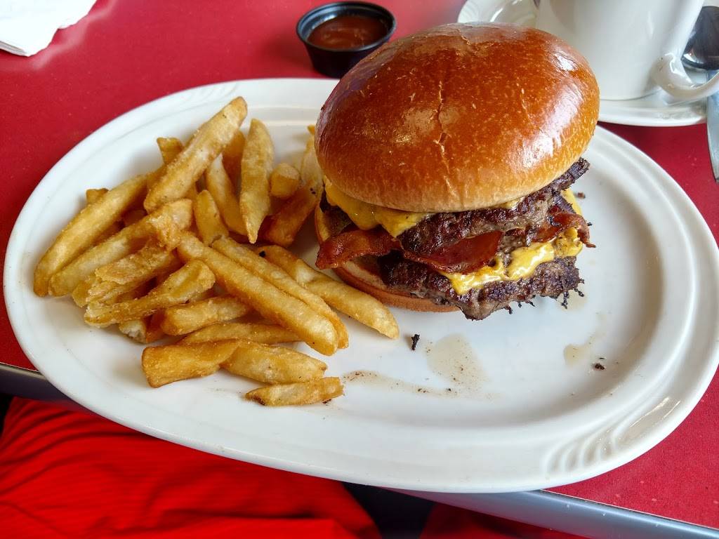 Friendlys | restaurant | 103 Talcottville Rd, Vernon, CT 06066, USA | 8608719347 OR +1 860-871-9347