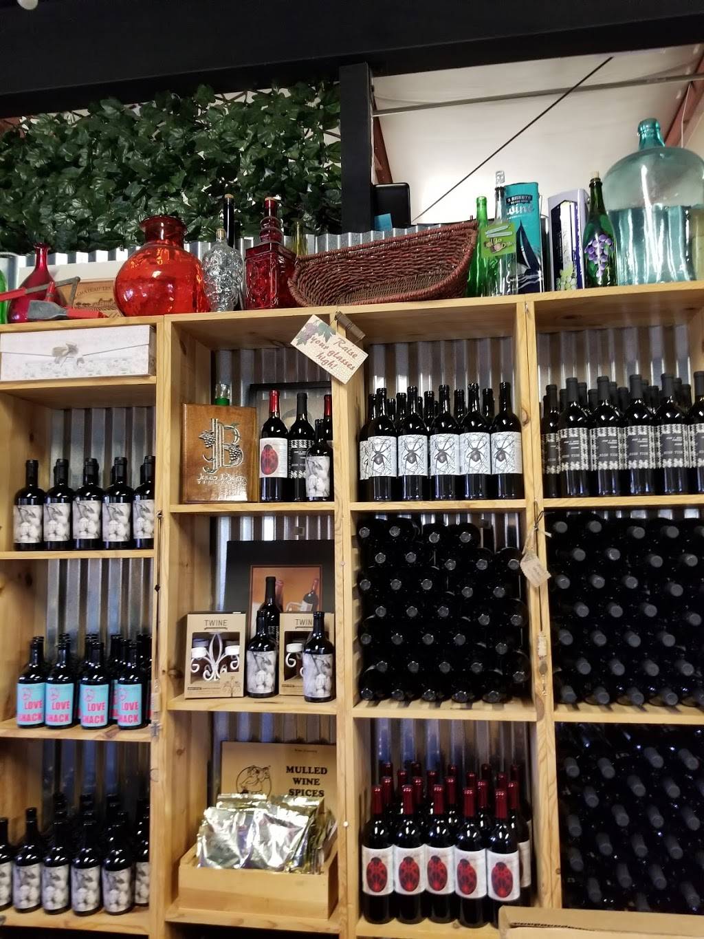 Jules J Berta Vineyards | meal takeaway | 1409 Darden Ave, Albertville, AL 35951, USA | 2568915115 OR +1 256-891-5115