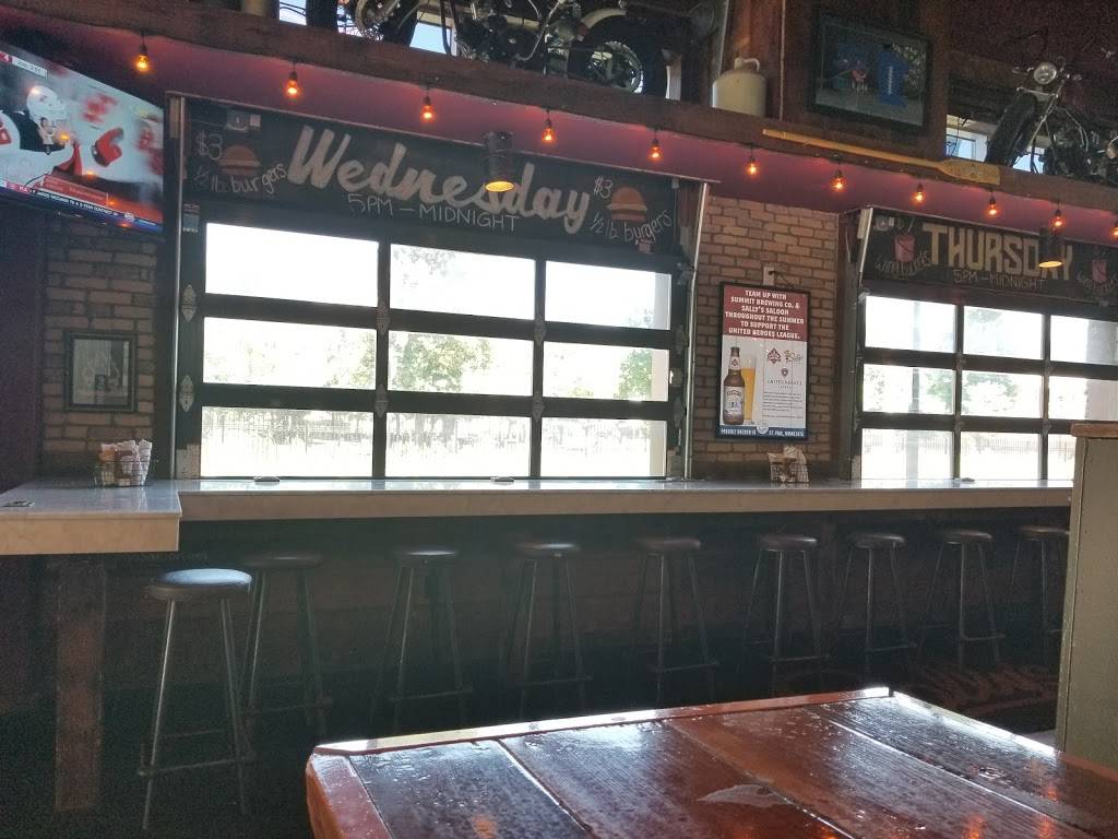 Sallys Saloon | restaurant | 700 SE Washington Ave, Minneapolis, MN 55414, USA | 6122081388 OR +1 612-208-1388