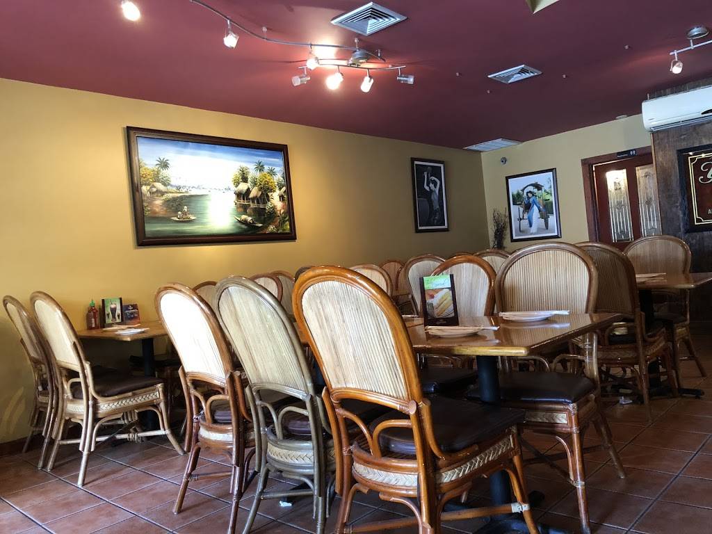 Vietnam Palace | restaurant | 222 N 11th St, Philadelphia, PA 19107, USA | 2155929596 OR +1 215-592-9596