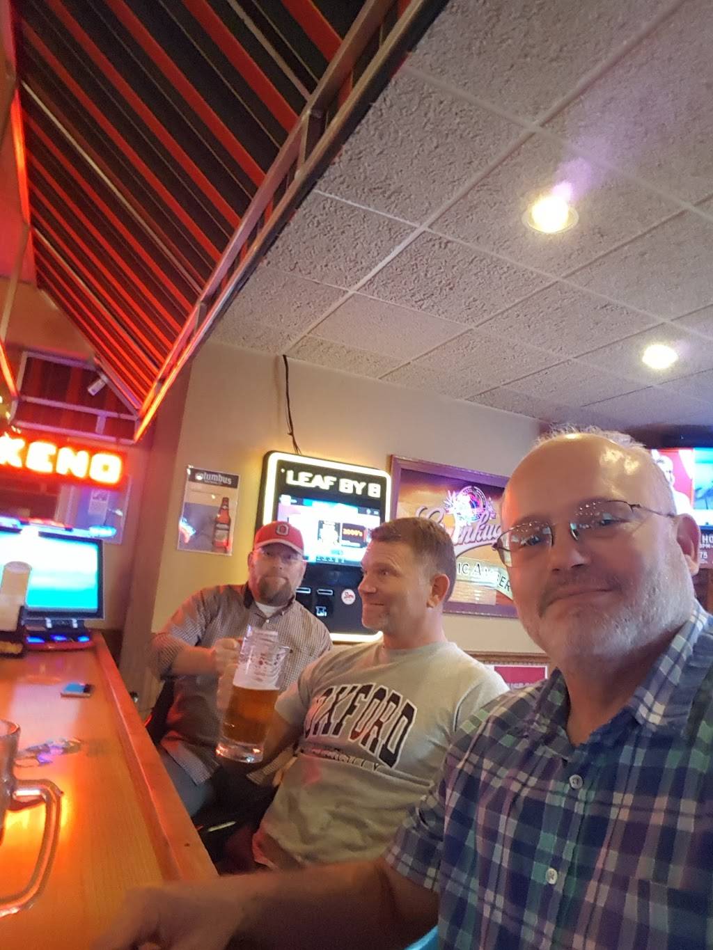 Willard Varsity Club | restaurant | 3598 Bullhead Rd, Willard, OH 44890, USA | 4199332248 OR +1 419-933-2248