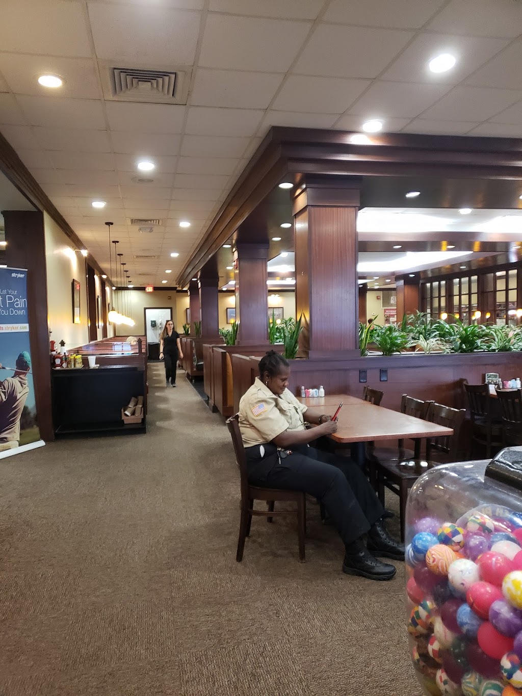 Piccadilly Restaurants | restaurant | 2203 Louisville Ave, Monroe, LA 71201, USA | 3183255414 OR +1 318-325-5414