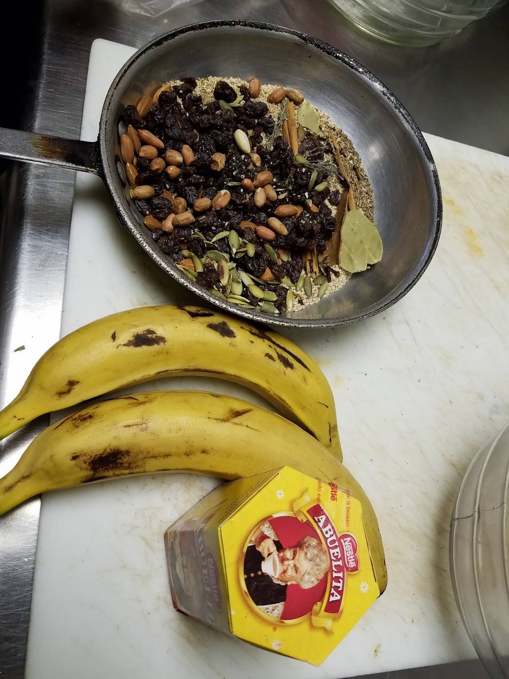 Los Candiles Restaurant | restaurant | 2624 S Central Park Ave, Chicago, IL 60623, USA | 7735228544 OR +1 773-522-8544