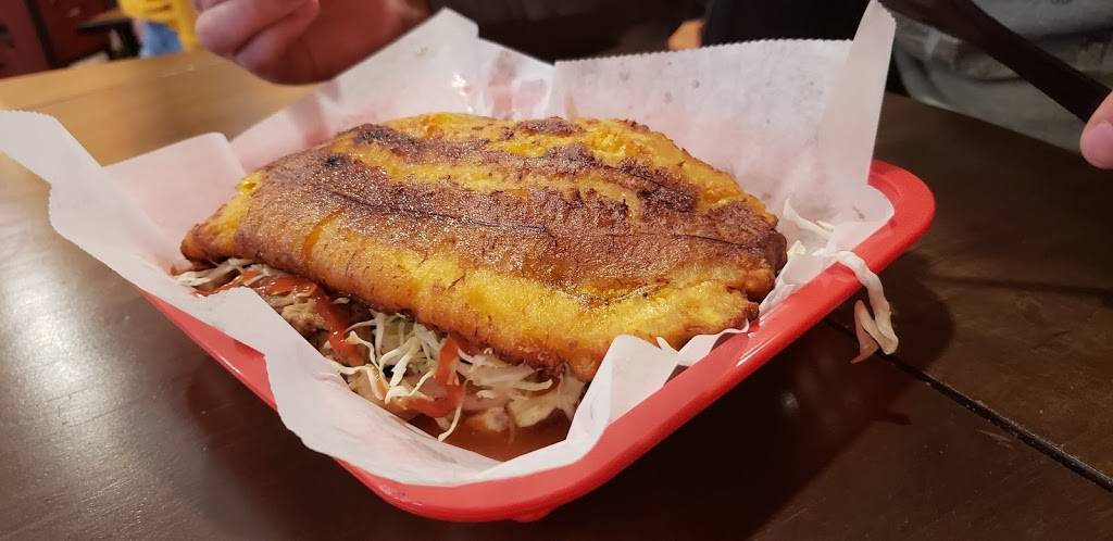 Los Portales Restaurant | restaurant | 2989 W 71st St, Indianapolis, IN 46268, USA | 3172998819 OR +1 317-299-8819