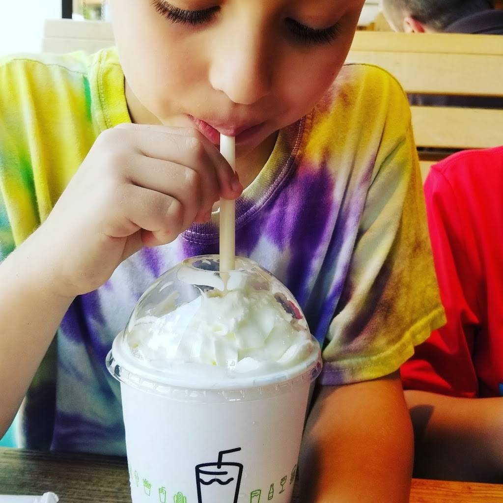 Shake Shack | restaurant | 400 E Pratt St, Baltimore, MD 21202, USA | 4439733629 OR +1 443-973-3629