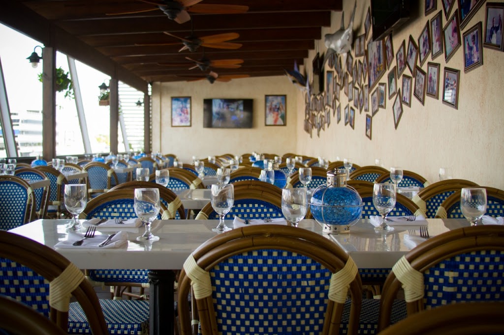 Casablanca Seafood Bar & Grill | restaurant | 400 NW N River Dr, Miami, FL 33128, USA | 3053714107 OR +1 305-371-4107