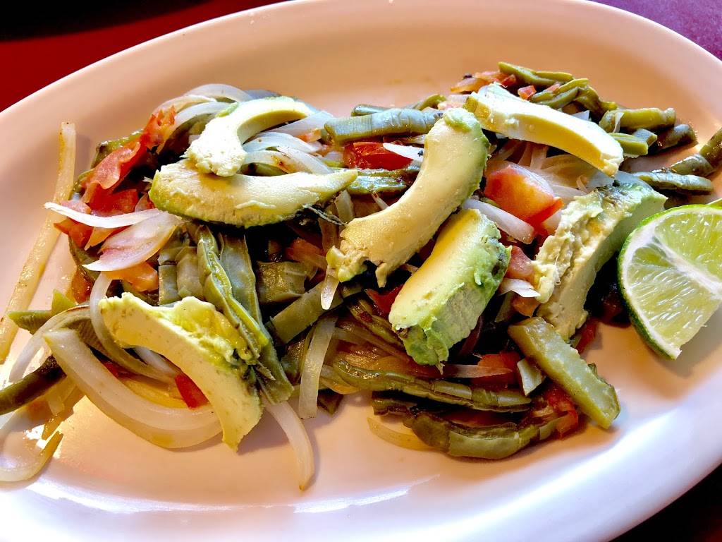 La Casita Mexican Antojitos | restaurant | 4411 W Gate City Blvd #119, Greensboro, NC 27407, USA | 3368255000 OR +1 336-825-5000