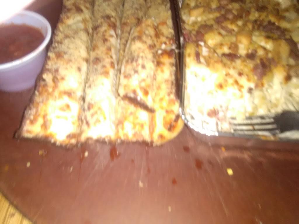 Pizza Hut | meal takeaway | 901 N Center Ave, Merrill, WI 54452, USA | 7155362433 OR +1 715-536-2433