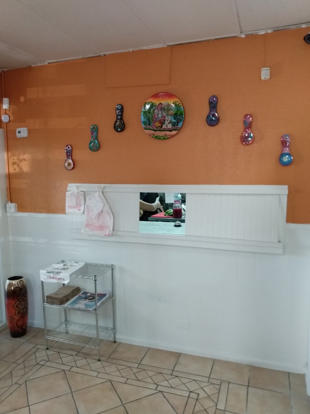 La Centroamericana Restaurant | restaurant | 1222 NW 24th St, San Antonio, TX 78207, USA | 2102579798 OR +1 210-257-9798