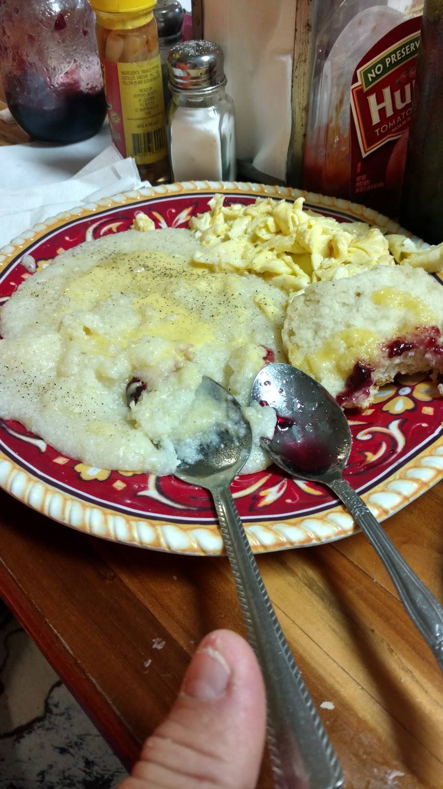 Country Diner | restaurant | 1504 Hwy 35 S, Foxworth, MS 39483, USA | 6017366019 OR +1 601-736-6019