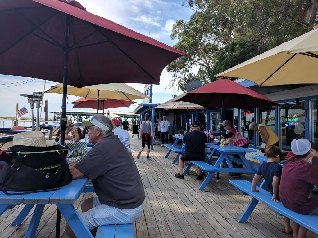 Heidis Outrigger Marina and Saloon | restaurant | 17641 Sherman Island East Levee Rd, Rio Vista, CA 94571, USA | 9167774646 OR +1 916-777-4646