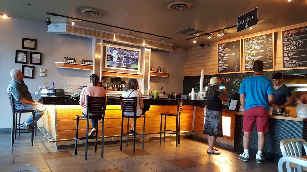 Los Taquitos | restaurant | 7000 N 16th St, Phoenix, AZ 85020, USA | 6023710111 OR +1 602-371-0111