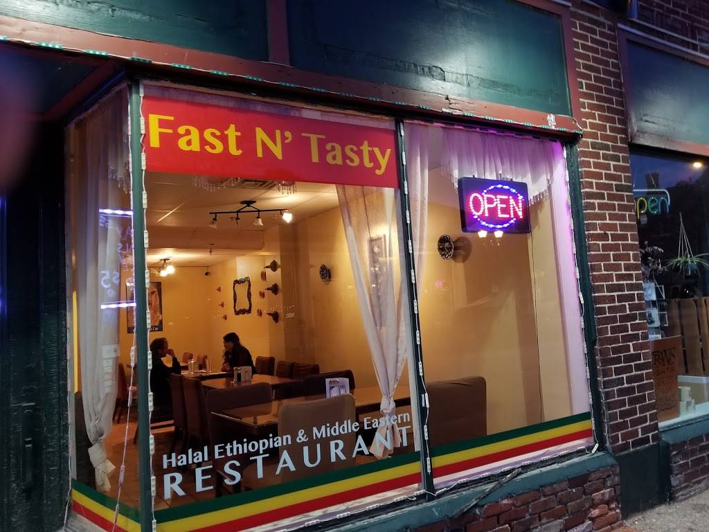 Fast N Tasty | restaurant | 69 Allen St, Buffalo, NY 14202, USA | 7168811832 OR +1 716-881-1832