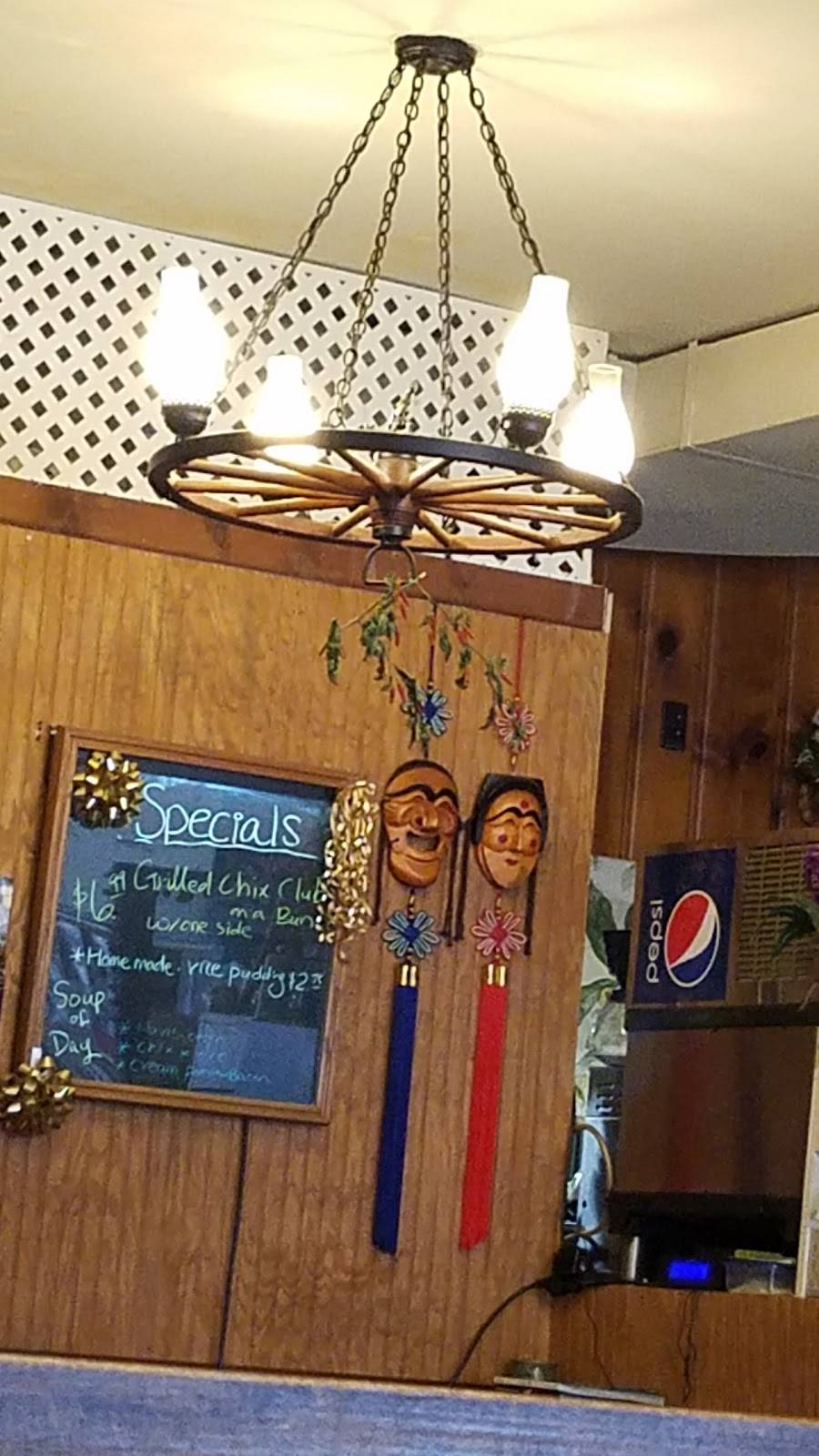 9 Mile Grill | restaurant | 309 W Nine Mile Rd, Highland Springs, VA 23075, USA | 8047378918 OR +1 804-737-8918