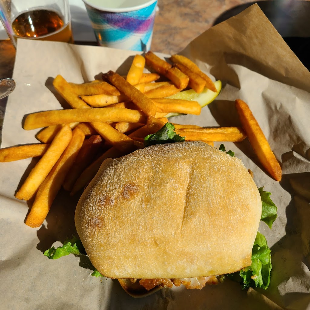 Hideout Bar & Grill | restaurant | N, 11375 Powderhorn Rd, Bessemer, MI 49911, USA | 9069324838 OR +1 906-932-4838