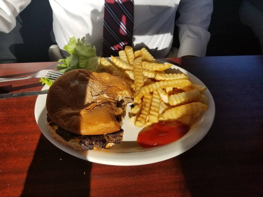 Benham Street Grill | restaurant | 803 Benham St, Bonne Terre, MO 63628, USA | 5733585100 OR +1 573-358-5100