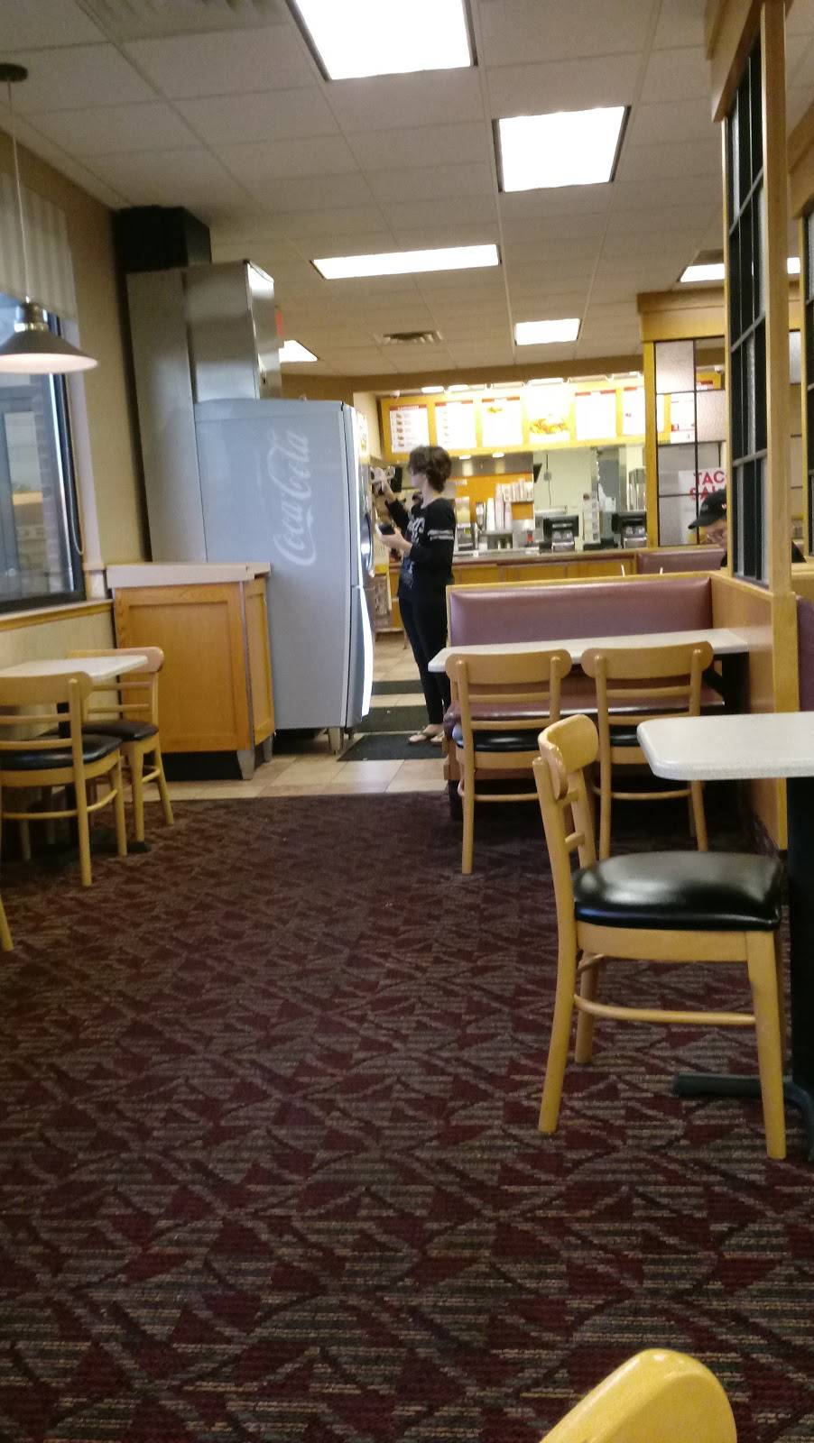 Wendys | restaurant | 125 N Dixon Rd, Kokomo, IN 46901, USA | 7654570574 OR +1 765-457-0574