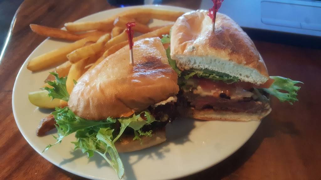 Irish Pub & Fish & Chips Inc | restaurant | 125 Harrison St, Titusville, FL 32780, USA | 3212640311 OR +1 321-264-0311