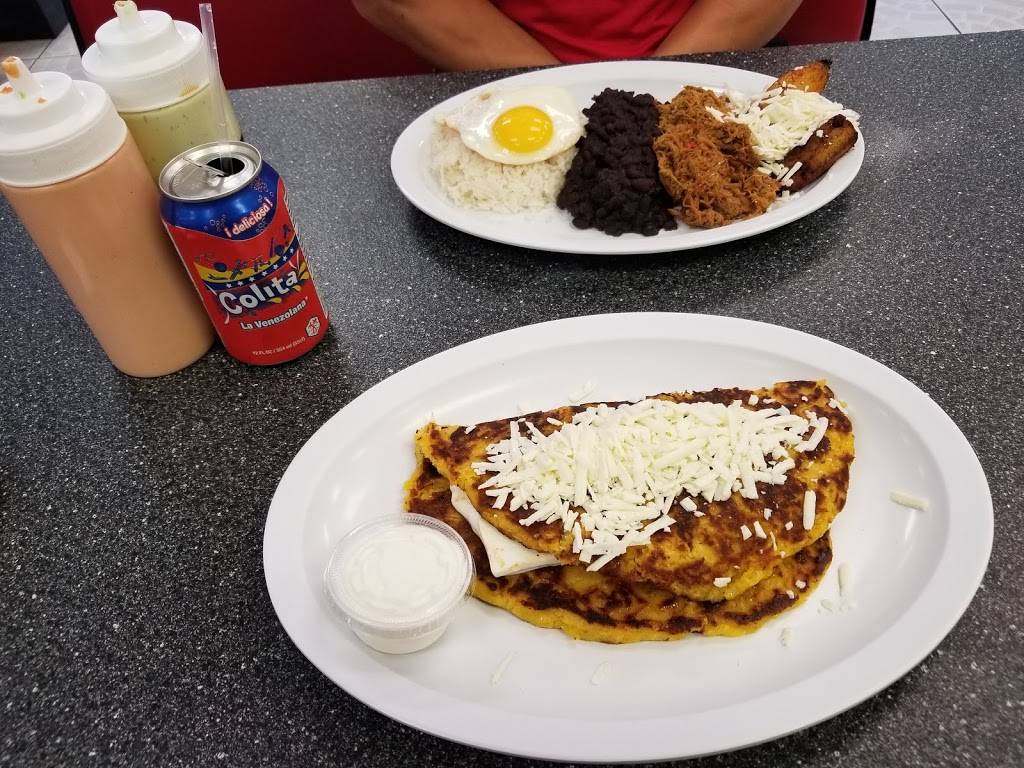 Arepa Burger | restaurant | 8101 Narcoossee Rd, Orlando, FL 32822, USA | 4076750613 OR +1 407-675-0613