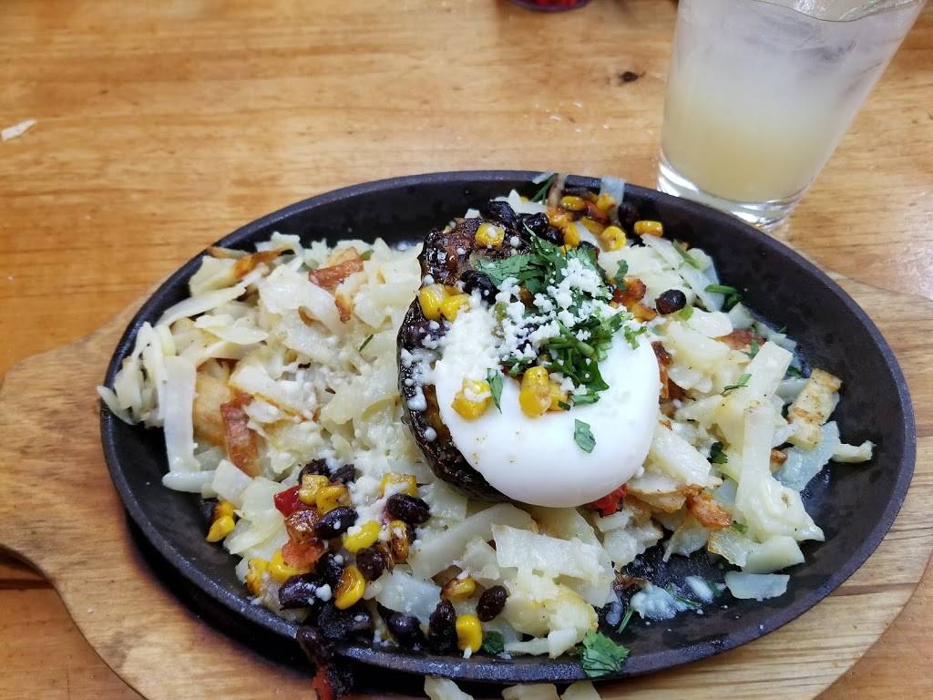 Old Juans Cantina | restaurant | 649 Pier Ave, Oceano, CA 93445, USA | 8054895680 OR +1 805-489-5680