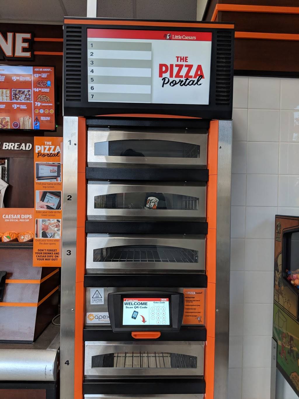 Little Caesars Pizza | meal takeaway | 700 Airport Dr, Bakersfield, CA 93308, USA | 6613994444 OR +1 661-399-4444