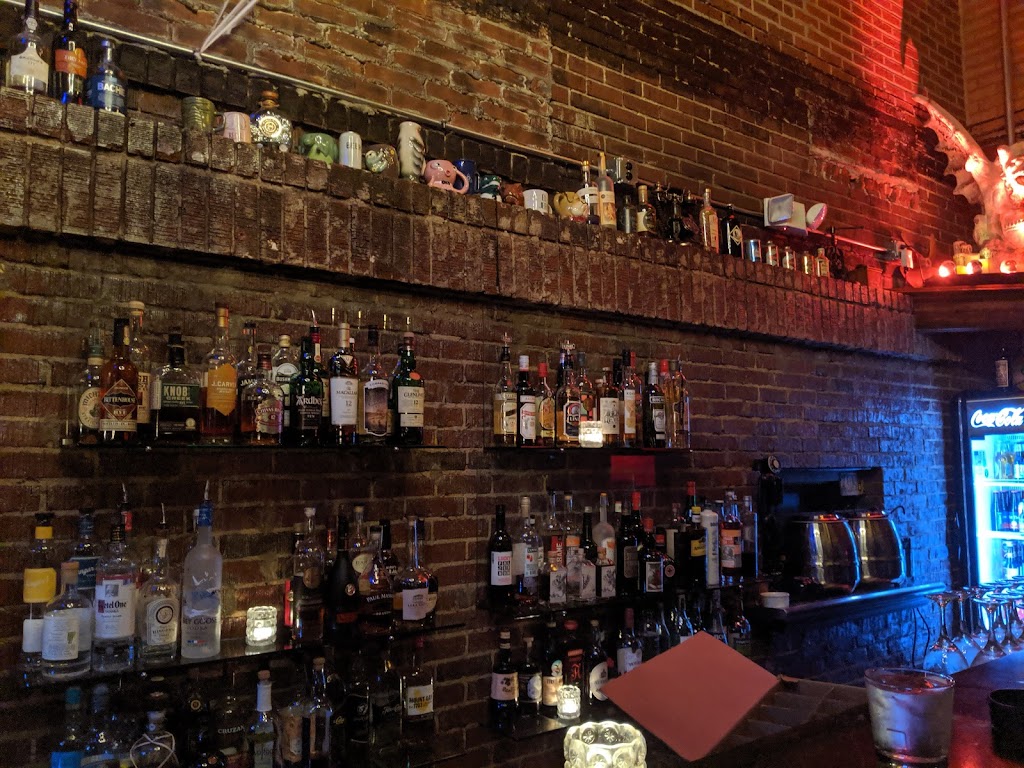 The Alchemist | restaurant | 2222 4th St, White Bear Lake, MN 55110, USA | 6514299286 OR +1 651-429-9286