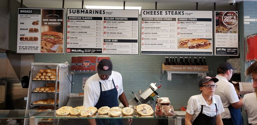 Jersey Mikes Subs | meal takeaway | 2564 N Greenwich Rd Suite 550, Wichita, KS 67226, USA | 3163643777 OR +1 316-364-3777
