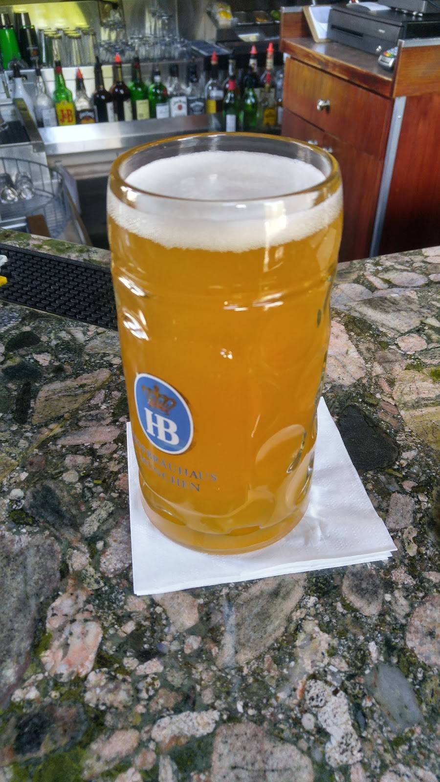 Salutos Pizza & Pasta | restaurant | 7680 Grand Ave, Gurnee, IL 60031, USA | 8473566900 OR +1 847-356-6900