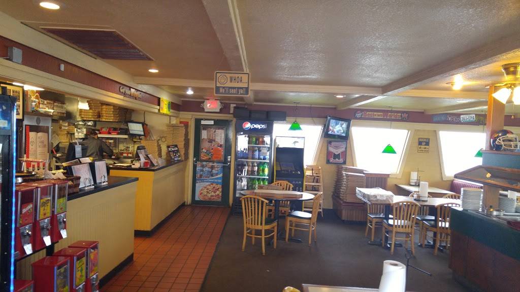 Pizza Hut | meal takeaway | 1501 N 2nd St, Clinton, MO 64735, USA | 6608858117 OR +1 660-885-8117