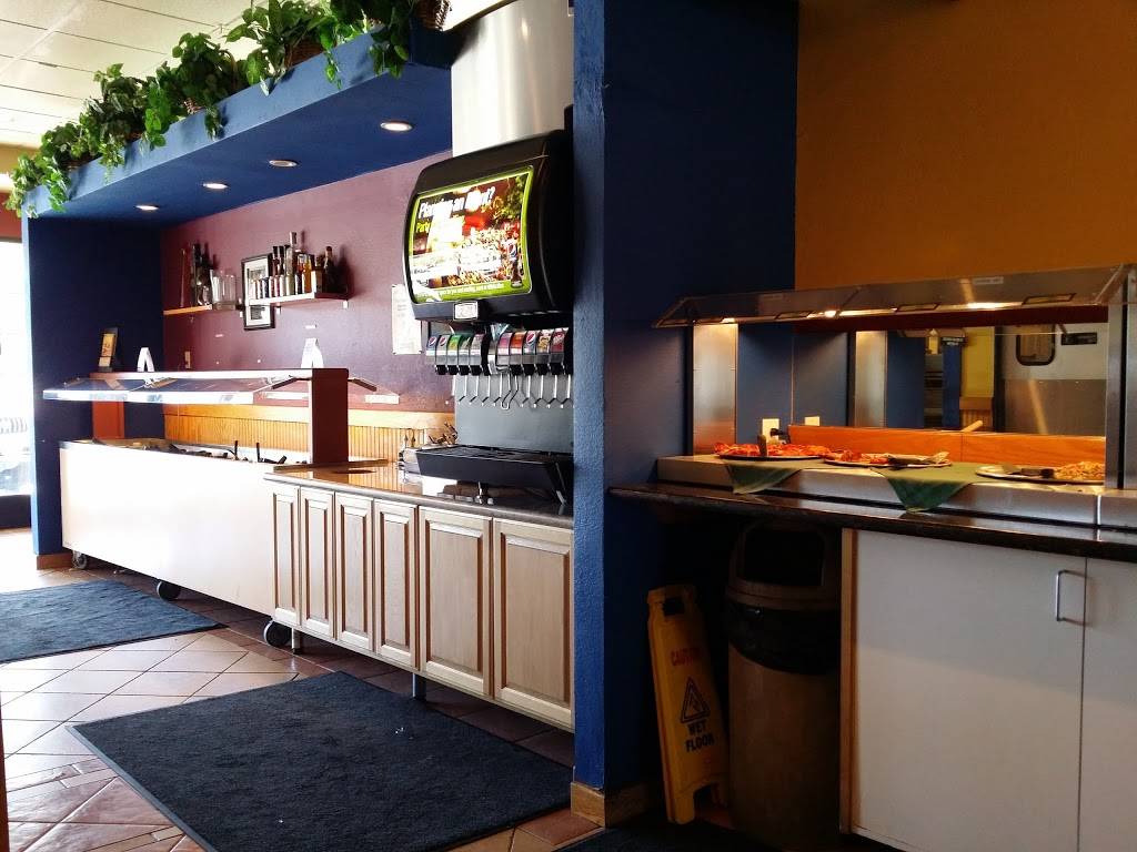 Round Table Pizza | meal delivery | 1743 Willow Pass Rd, Concord, CA 94520, USA | 9256898900 OR +1 925-689-8900