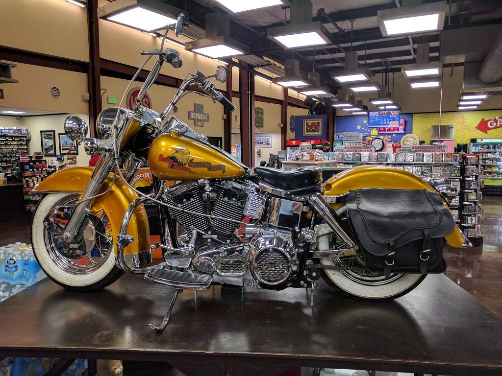 BP | restaurant | 3001 Grant St, Gary, IN 46408, USA | 2198841133 OR +1 219-884-1133