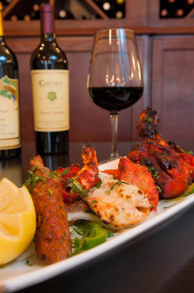 Saffron Indian Cuisine | restaurant | 7724 W Sand Lake Rd, Orlando, FL 32819, USA | 4076748899 OR +1 407-674-8899