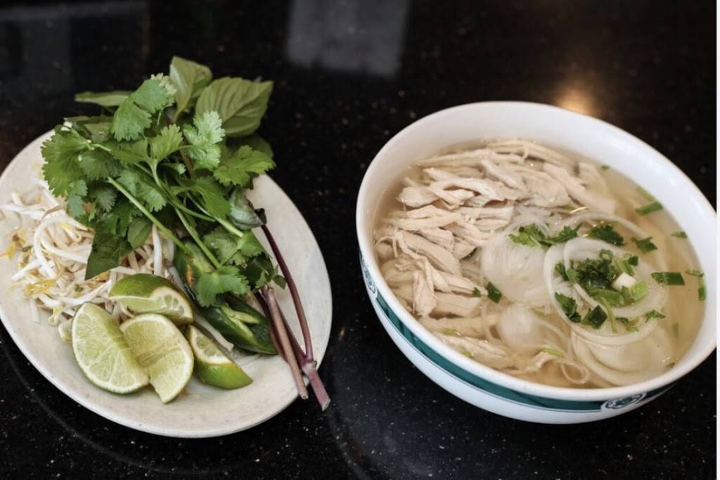 Pho 75 | restaurant | 13736 E Quincy Ave, Aurora, CO 80015, USA | 3036997777 OR +1 303-699-7777