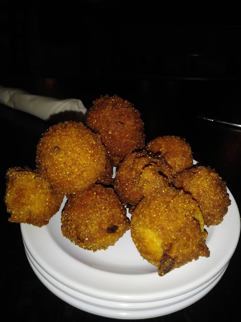 Dukes Seafood & Steakhouse | restaurant | 2591 S Range Ave, Denham Springs, LA 70726, USA | 2252714409 OR +1 225-271-4409